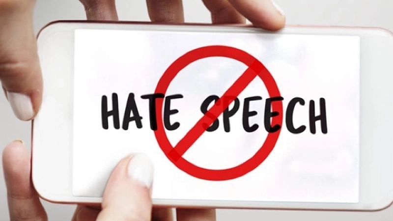 Combaterea discriminării și a discursului instigator la ură