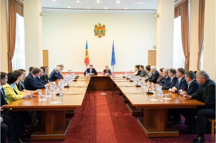 Vom continua elaborarea și implementarea unor politici coerente și urgente în materie de sănătate publică, a declarat Dorin Recean