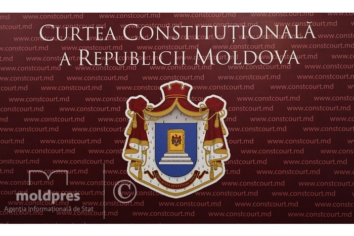 CC a sistat examinarea constituționalității prevederilor privind interdicția participării la alegeri