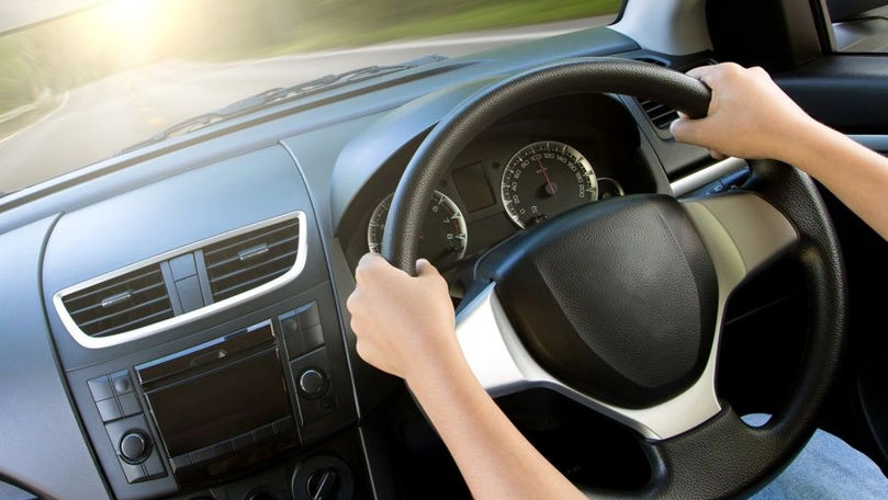 Cerințe noi pentru șoferii care conduc automobile cu volanul pe partea dreaptă
