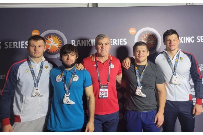 Luptătorii moldoveni au obţinut patru medalii la turneul de la Roma