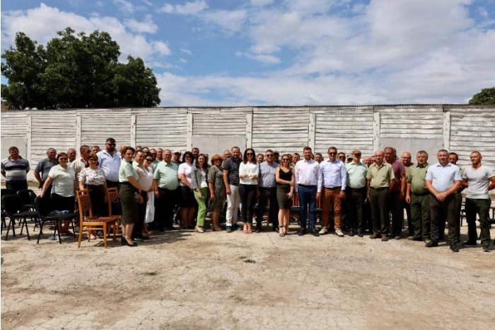 Ministrul Mediului la Ungheni: ,,Este foarte important să continuăm să plantăm copaci, dar şi să ne asigurăm că plantările precedente sunt îngrijite”