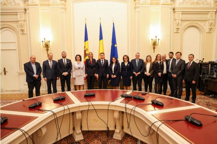 Prim-ministrul Dorin Recean a avut o întrevedere cu președintele interimar al Senatului României