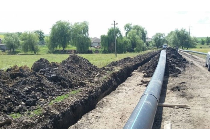 Proprietarii terenurilor afectate de construcția apeductului magistral în centrul ţării vor fi despăgubiți