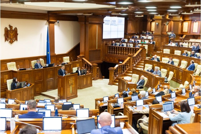 Legislativul a respins moțiunea de cenzură asupra activității Guvernului