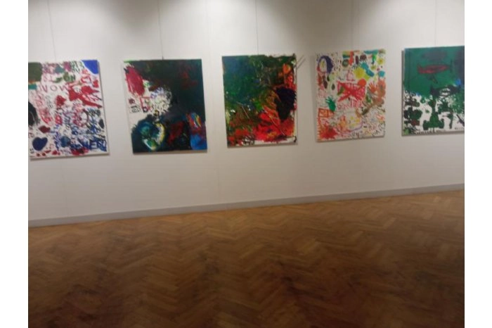 O expoziție despre războiul din Ucraina a fost vernisată la un muzeu din capitală