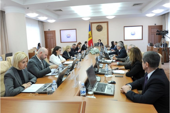 2 ianuarie și 8 mai 2023 vor fi zile de odihnă