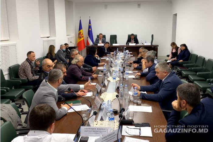 Deputaţii de la Comrat din nou n-au reuşit să aleagă conducerea Adunării Populare