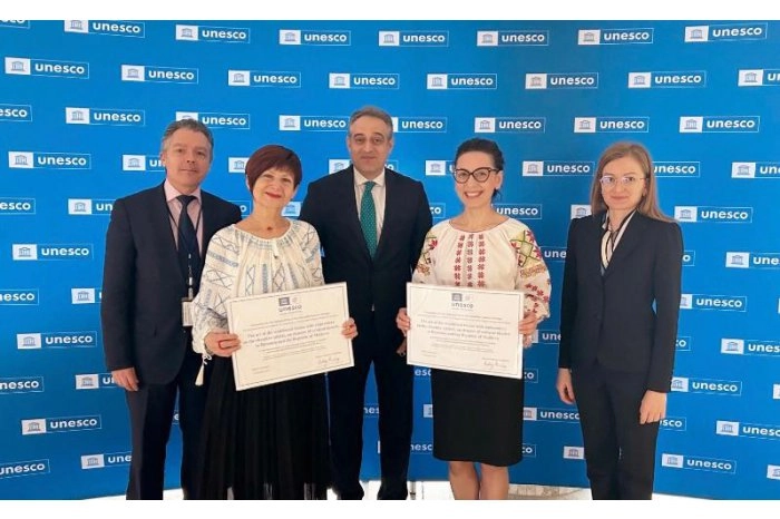 R. Moldova și România au primit certificatul privind înscrierea „Artei cămășii cu altiță” pe Lista reprezentativă UNESCO