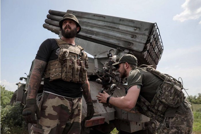 Contraofensiva ucraineană este în curs de desfăşurare de câteva zile, susţine un consilier al lui Zelenski