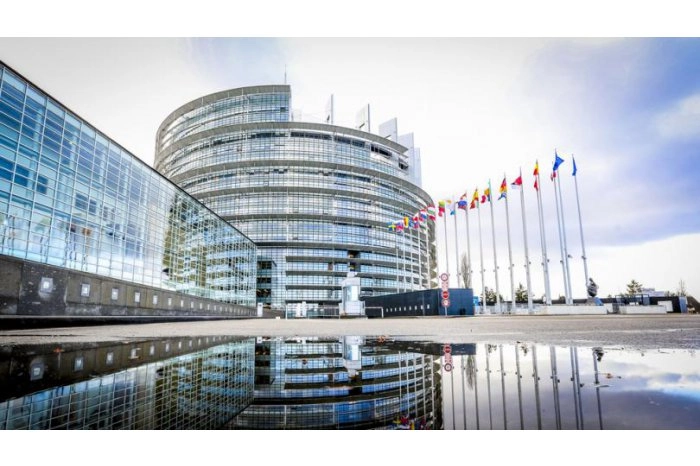 Parlamentul European vrea ca Ucraina să adere la NATO