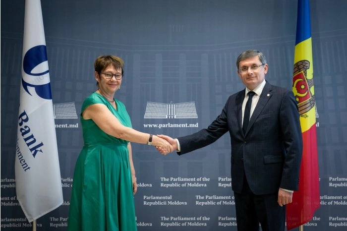 Șeful Legislativului a discutat cu președintele Băncii Europene pentru Reconstrucție și Dezvoltare