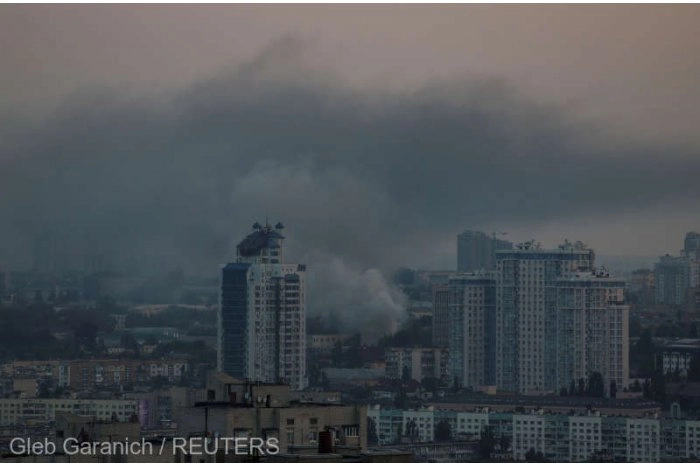 Doi morţi în cel mai amplu atac rusesc cu rachete şi drone asupra Kievului din primăvară