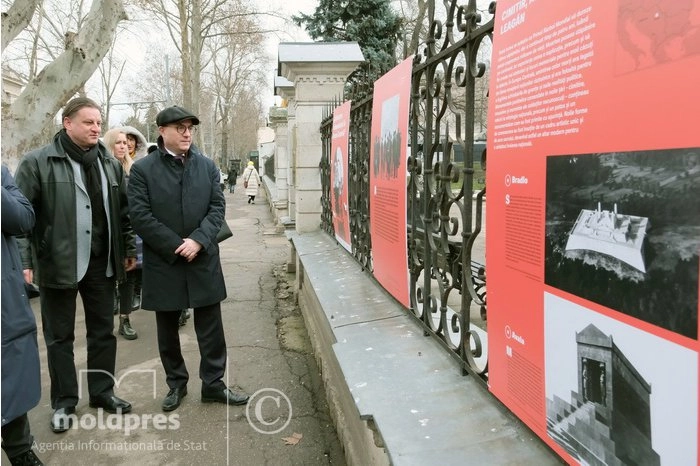 Institutul Polonez din București a inaugurat o expoziție la Chișinău