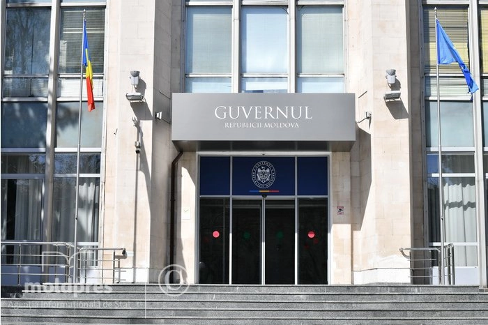 Guvernul se reuneşte în şedinţă extraordinară pentru a decide spijinul acordat localităților afectate de intemperie