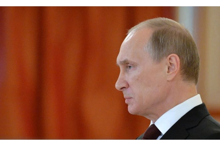 Vladimir Putin promulgă legea ce prevede confiscarea bunurilor celor care ''defăimează'' armata rusă