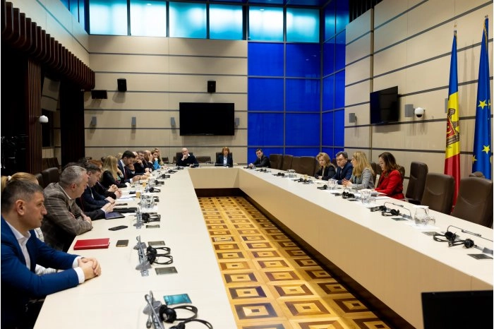 Premierul desemnat a discutat cu reprezentanții mediului de afaceri