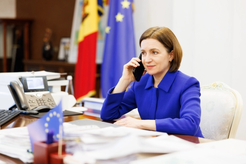Președinta Maia Sandu a discutat cu Președintele interimar al României, Ilie Bolojan: „România rămâne partenerul nostru de suflet”