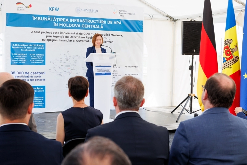 Șefa statului a participat la lansarea lucrărilor de construcție a apeductului magistral Chișinău - Strășeni - Călărași
