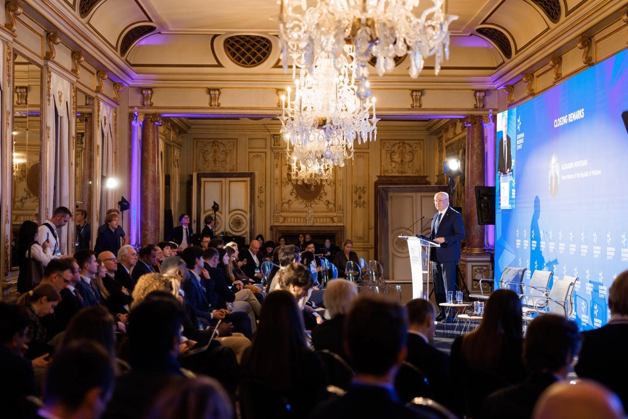 Premierul Alexandru Munteanu, la Summitul European de Afaceri de la Bruxelles: „Republica Moldova se schimbă într-un ritm fără precedent, transformând provocările în avânt și complexitatea în oportunitate”