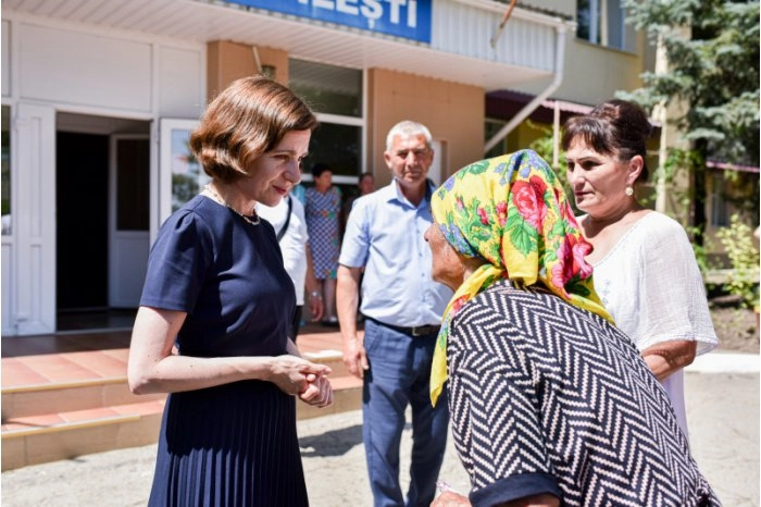 Șefa statului, la Ungheni: „Astfel de oameni, harnici și implicați, sunt cei care construiesc Europa la ei acasă”