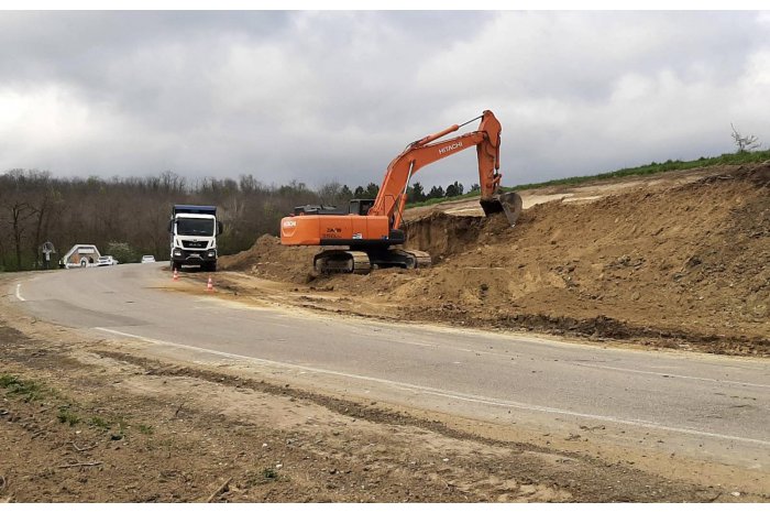 Un sector din drumul Hâncești – Leova – Cahul – Giurgiulești va fi reconstruit