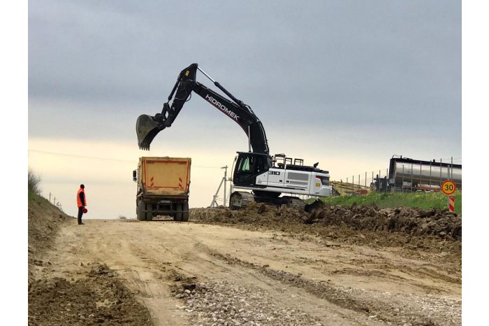 Trei sectoare de drum din Telenești şi Rezina vor fi renovate