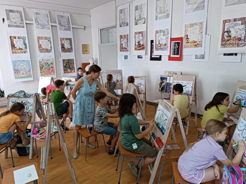 Absolvenții școlilor de artă vor primi certificate recunoscute la nivel național