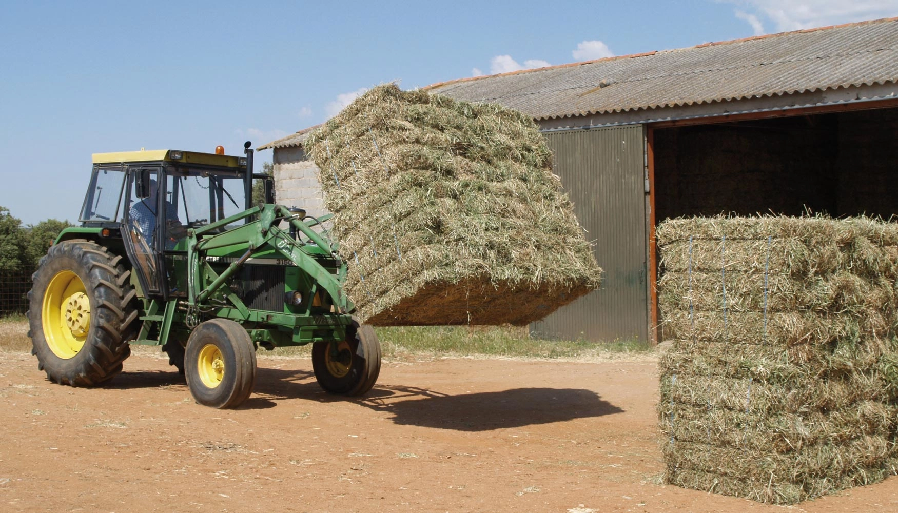 Fermierii din Moldova trebuie stimulaţi ca să mărească cantitatea de biomasă agricolă în scopuri energetice, potrivit unui studiu