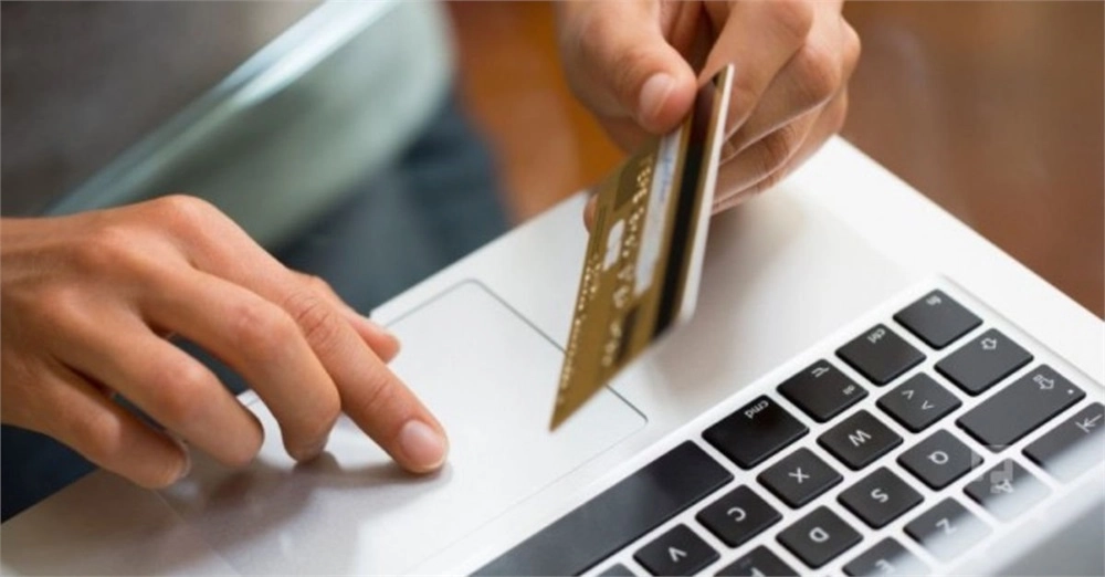 Contribuabilii pot achita impozitele și taxele la buget prin utilizarea serviciului „Contul unic”