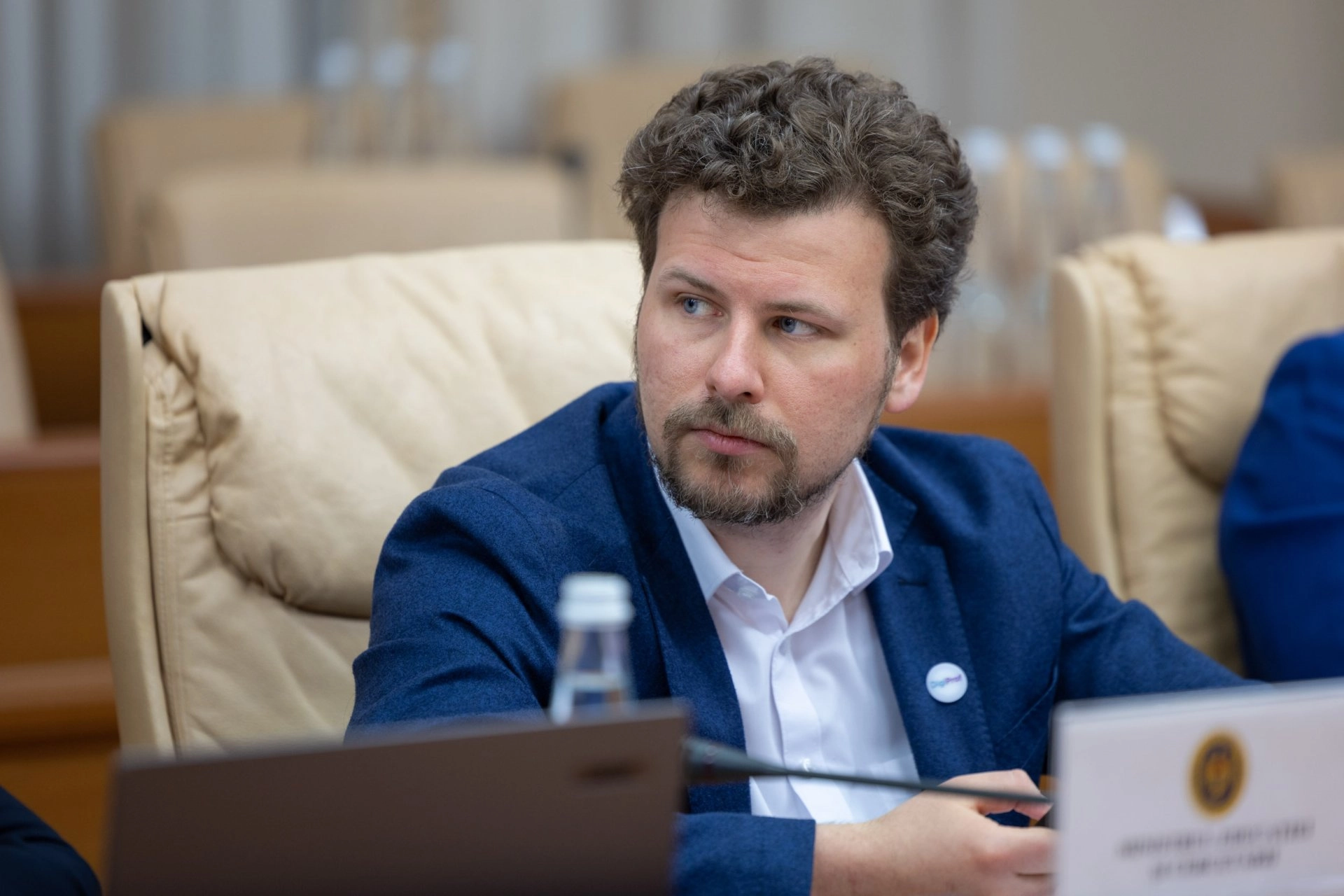 Guvernul majorează sporurile salariale pentru cadrele didactice și cercetătorii din universități