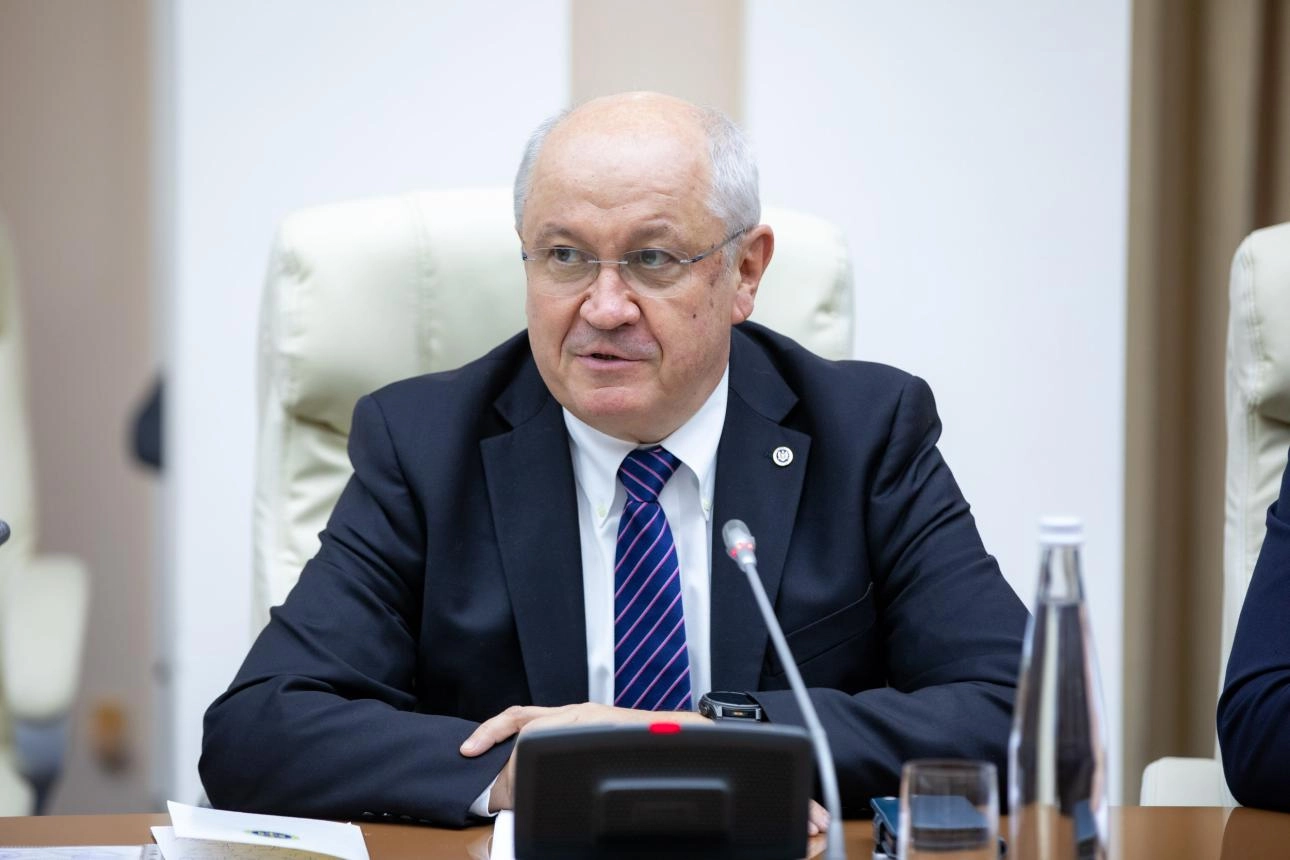 Premierul Alexandru Munteanu a prezidat ședința Consiliului Fondului Rutier: 206 km de drumuri regionale, finalizate în acest an