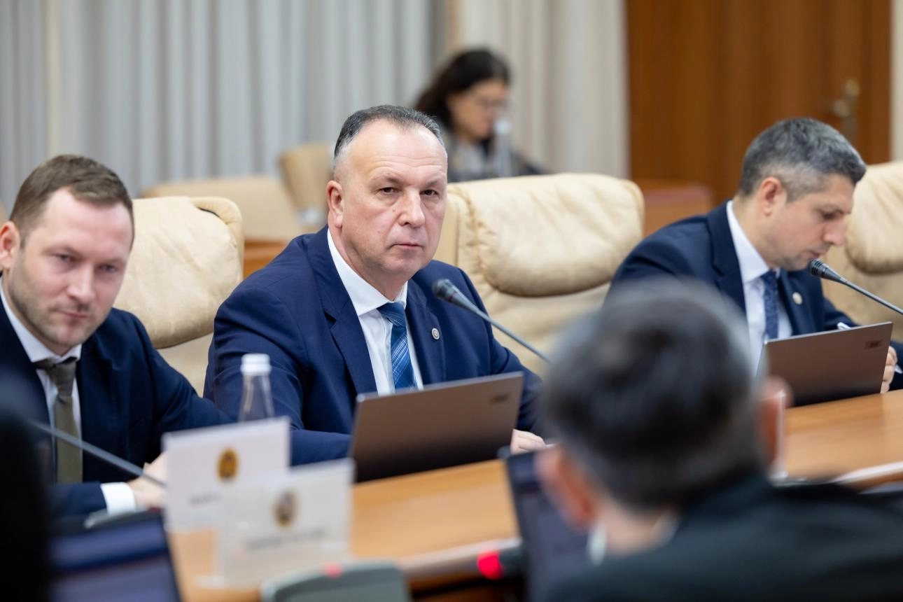 Guvernul a aprobat reguli noi de igienă pentru instituțiile medicale