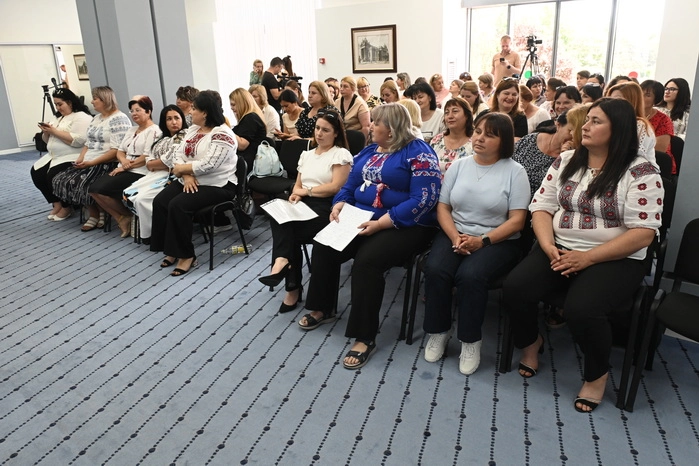 Profesori de limba română din Republica Moldova vor participa la cursuri de perfecționare organizate în România