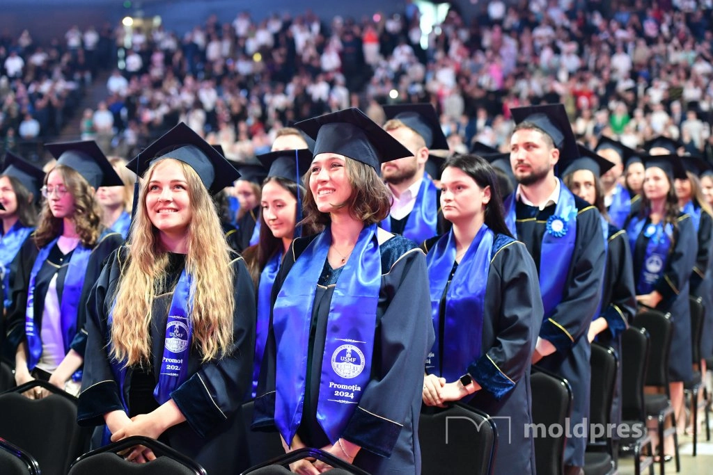 Circa 1 000 de absolvenți ai USMF „Nicolae Testemițanu” vor depune jurământul medicului și farmacistului