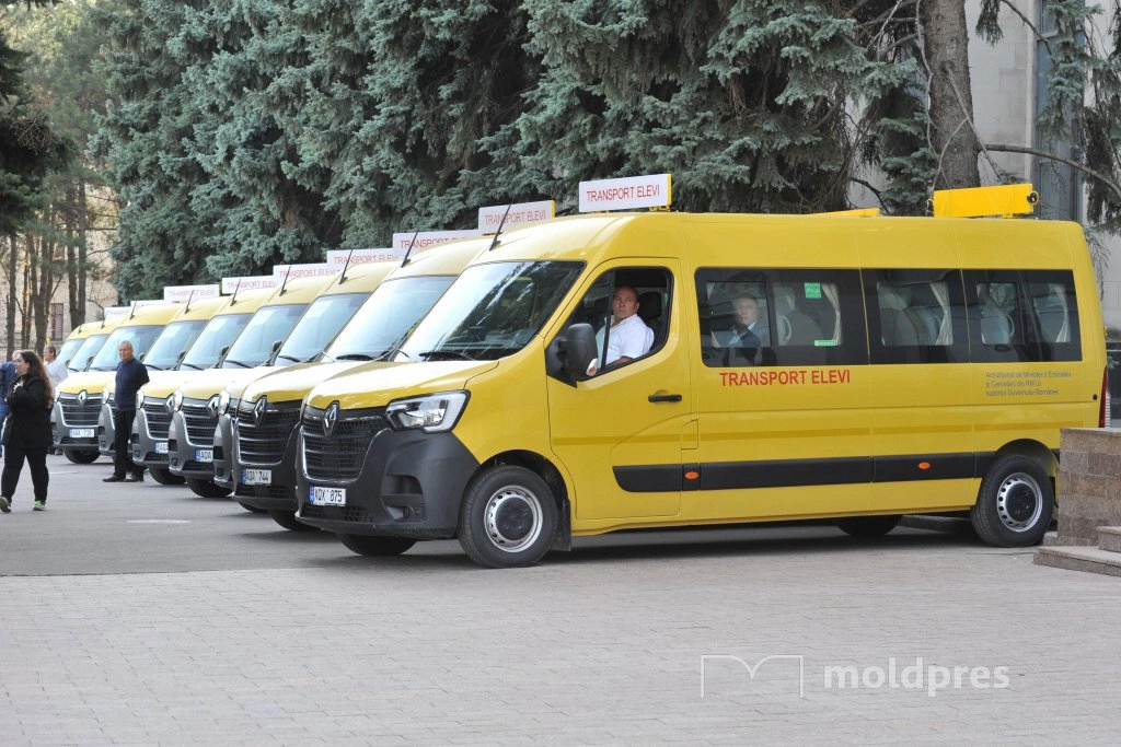 Autobuzele școlare, dotate cu dispozitive GPS. Unitățile de transport vor putea fi monitorizate prin intermediul unei platforme digitale