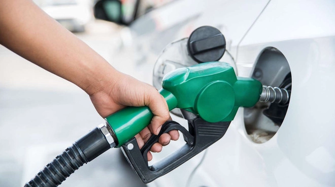 Se ieftinesc carburanții. Benzina coboară sub pragul de 31 de lei