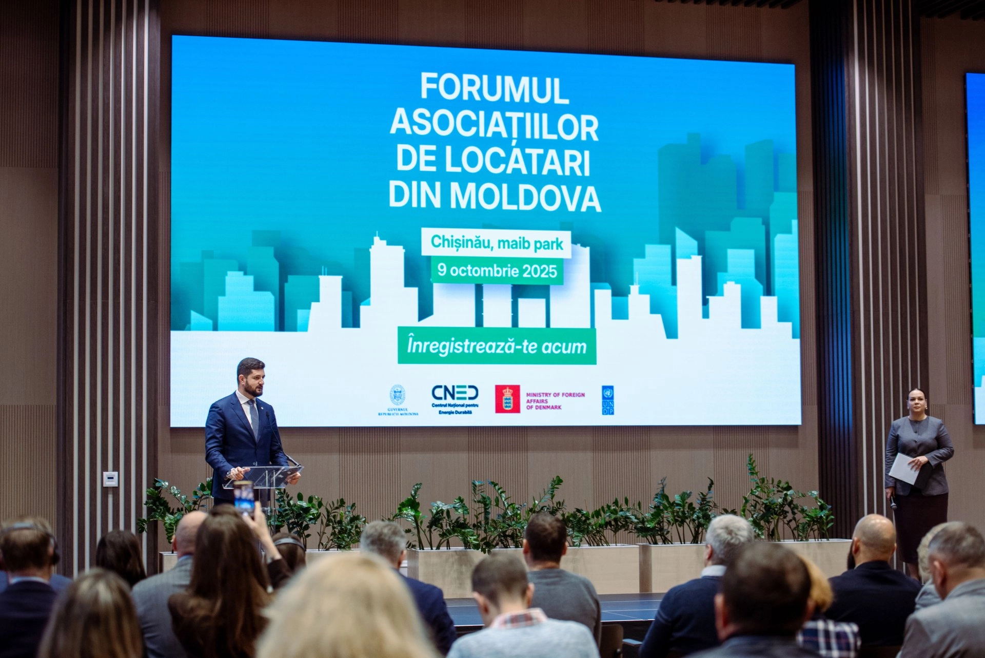 Ministrul Dorin Junghietu, la Forumul Asociațiilor de Locatari: „Guvernul, în premieră, finanțează lucrări de eficiență energetică în blocuri și case individuale”