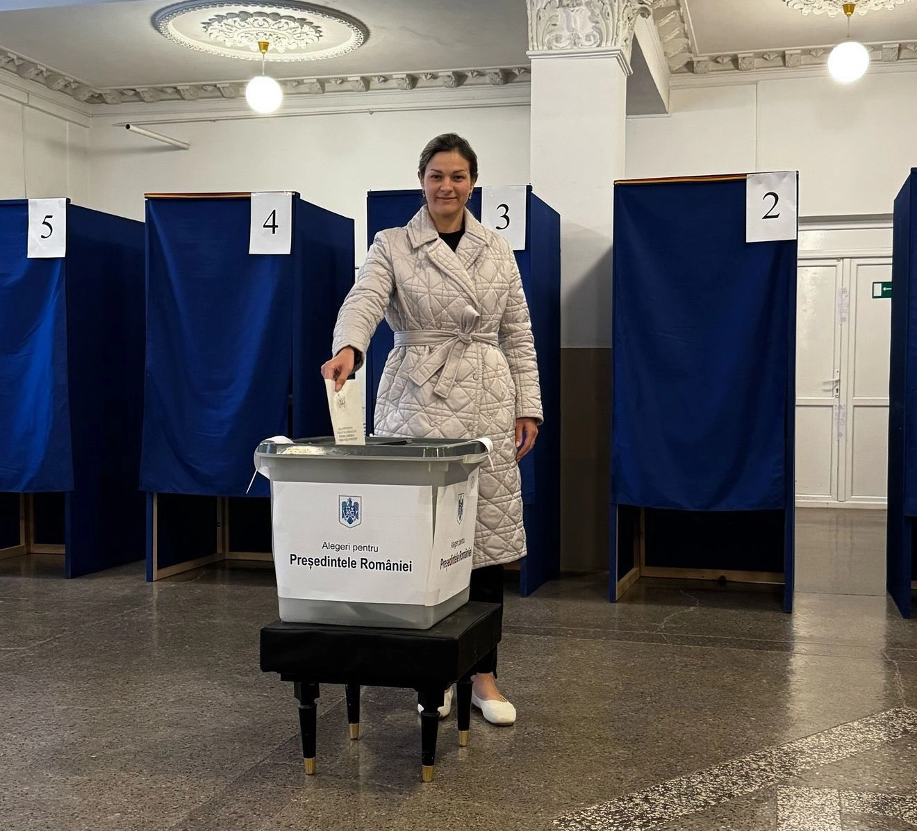 Alegătorii din R. Moldova, cei mai activi în diasporă. Peste 10 000 de moldoveni cu cetățenie română au participat deja la scrutinul prezidențial