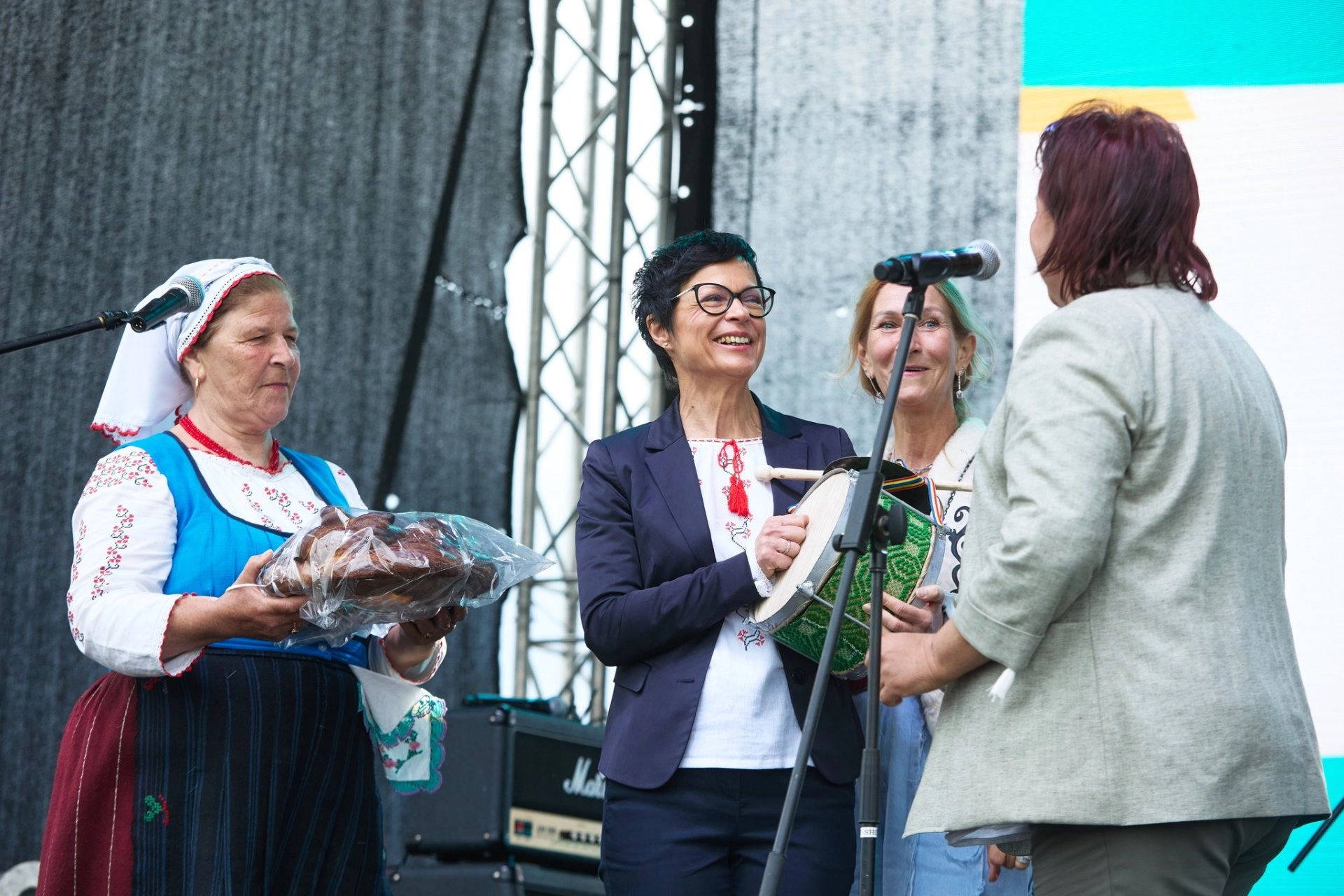 Festivalul „Toba Fest” de la Văleni, dor de rădăcini, tradiții şi muzică autentică