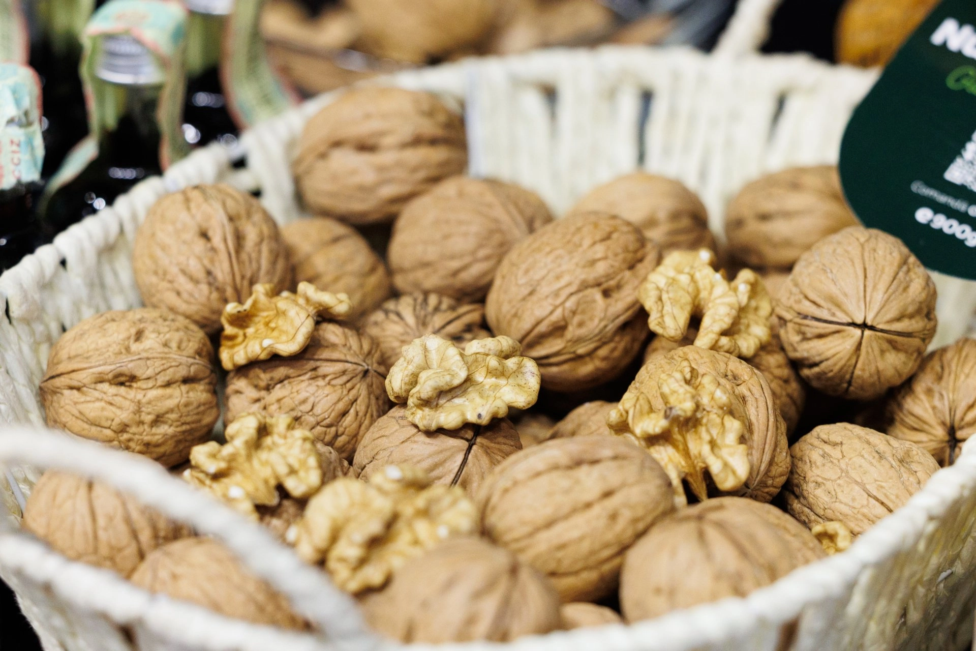 Nucicultorii din R. Moldova investesc şi inovează, reuşind să plaseze ţara printre primii 10 producători și exportatori globali de nuci