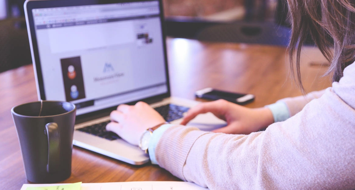 Depunerea online a declarației privind beneficiarul efectiv, gratuită și simplă, termen-limită 31 decembrie 2025