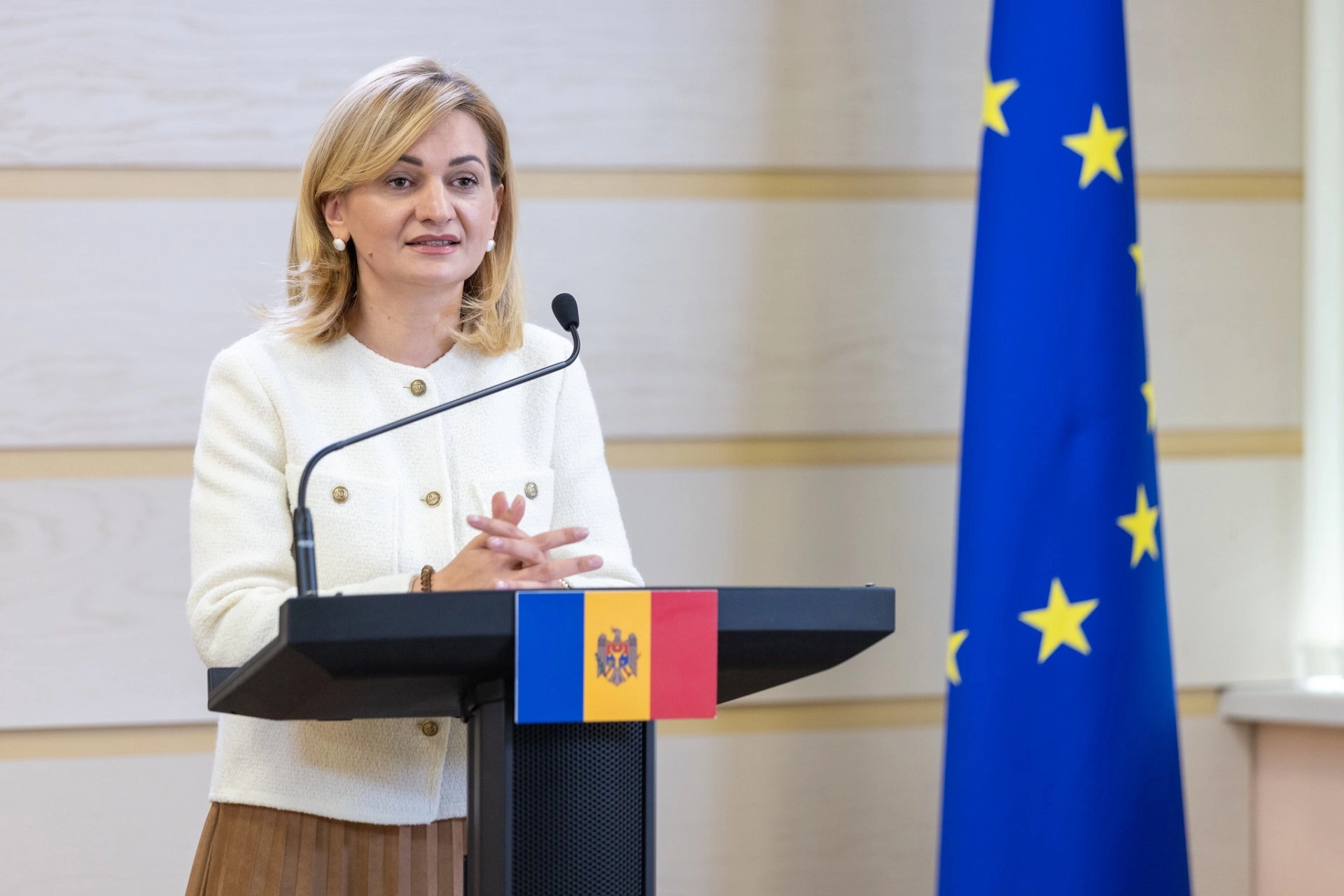 Anul trecut, femeile din Moldova au primit salarii cu 15,6% mai mici decât bărbații
