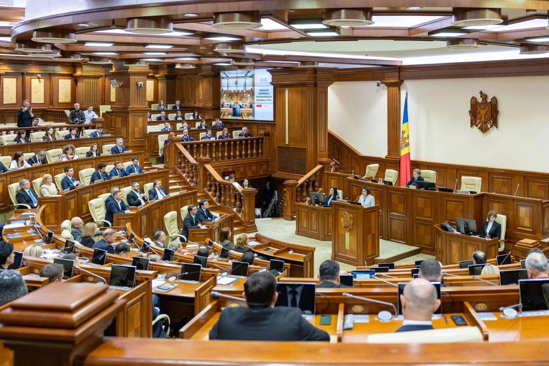 Fracțiunile parlamentare și-au prezentat prioritățile: PAS, PSRM, PCRM, Alternativa și Partidul Democrația Acasă și-au constituit oficial fracțiunile