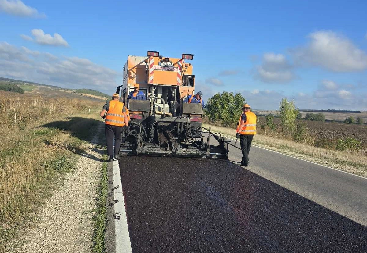 Restricții de circulație pe anumite porțiuni ale drumurilor naționale: drumarii aplică soluții inovative pentru întreținerea șoselelor