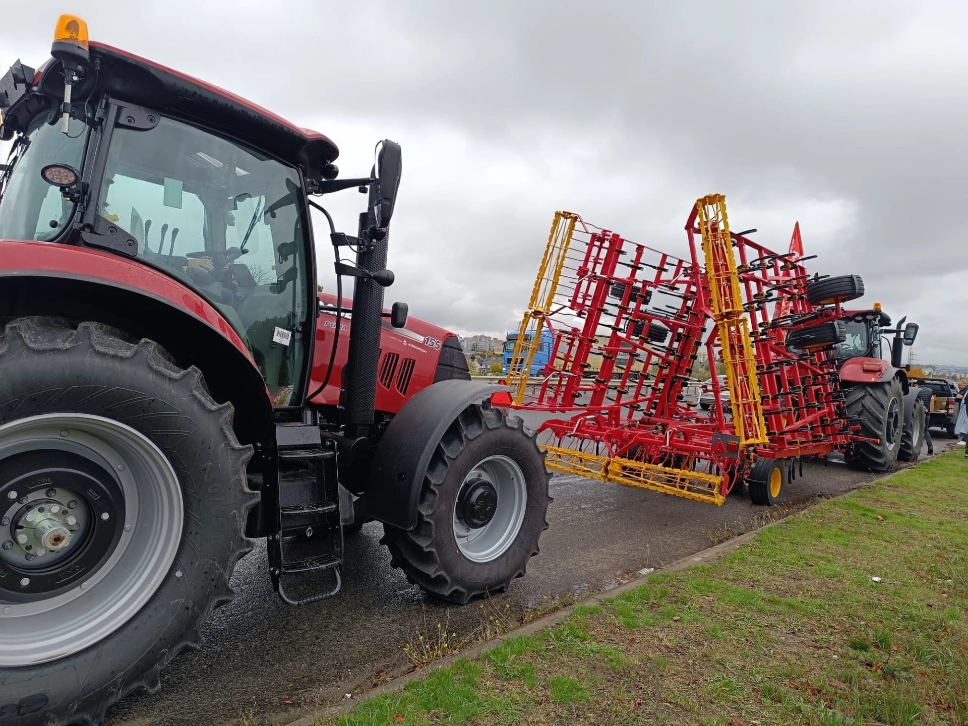 „Hora tractoarelor” a deschis simbolic sezonul agricol din Moldova: eveniment în ajunul expoziției Moldagrotech Spring 2026