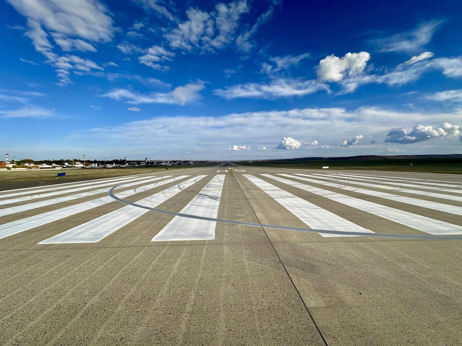  Aeroportul Internațional Chișinău, pregătit pentru sezonul rece: flota se extinde cu utilaje performante de deszăpezire