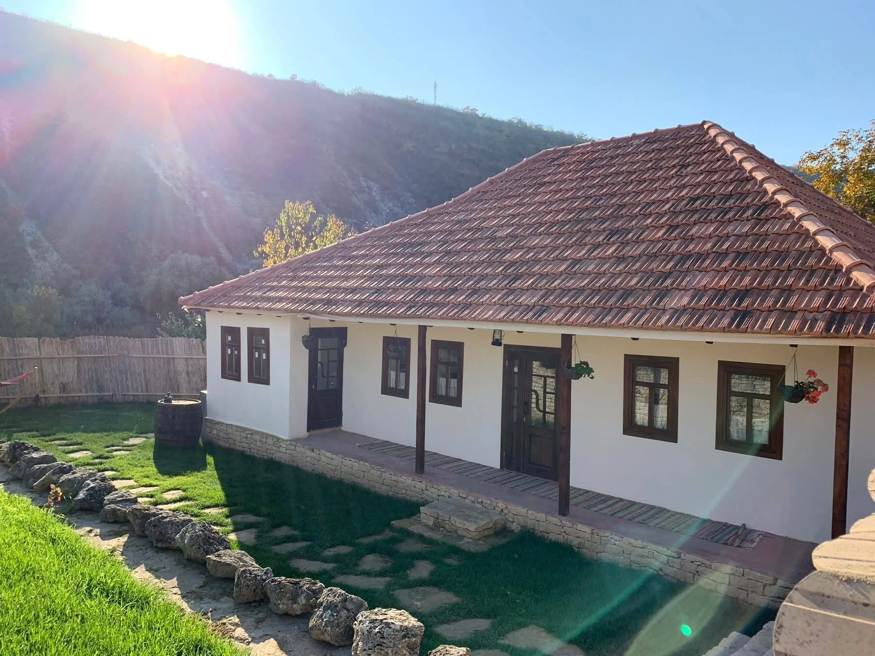 Programul de granturi pentru turism a fost relansat. IMM-urile pot accesa noi finanțări