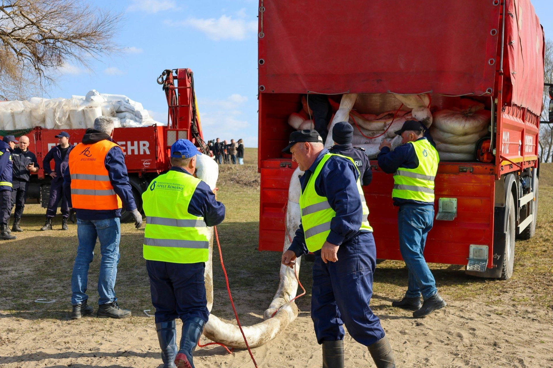 Intervenție masivă pe râul Nistru: al treilea pachet de asistență din partea României pentru combaterea poluării