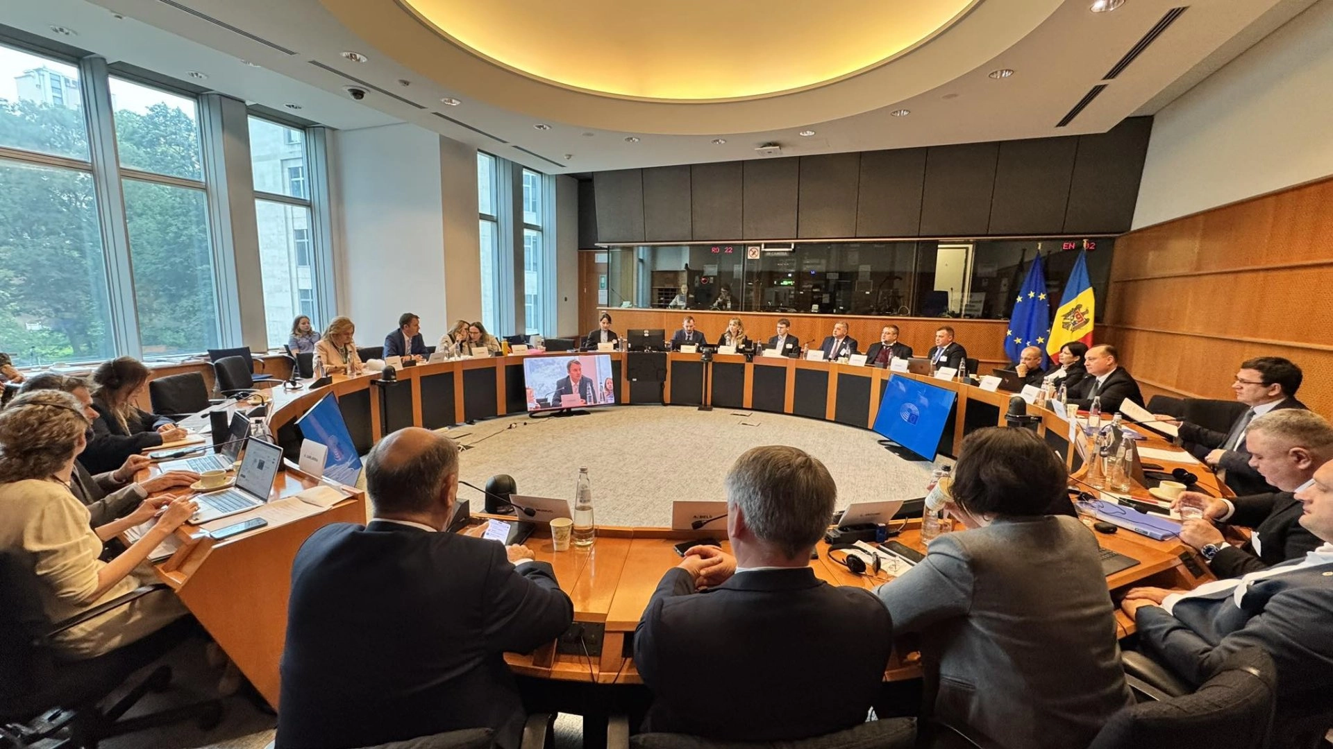 Parlamentul European sprijină Republica Moldova în procesul de integrare europeană. Siegfried Mureșan: „Susținem deschiderea negocierilor de aderare pe toate clusterele”